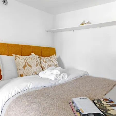 Charming - Steps From Le Marais & Montorgueil