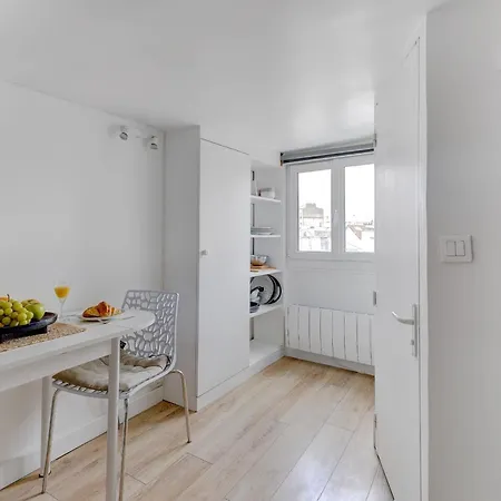 Charming - Steps From Le Marais & Montorgueil Appartement